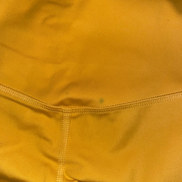 Girlfriend Collective Compressive High Rise 7/8 Leggings Golden Glow - Picture 5 of 5